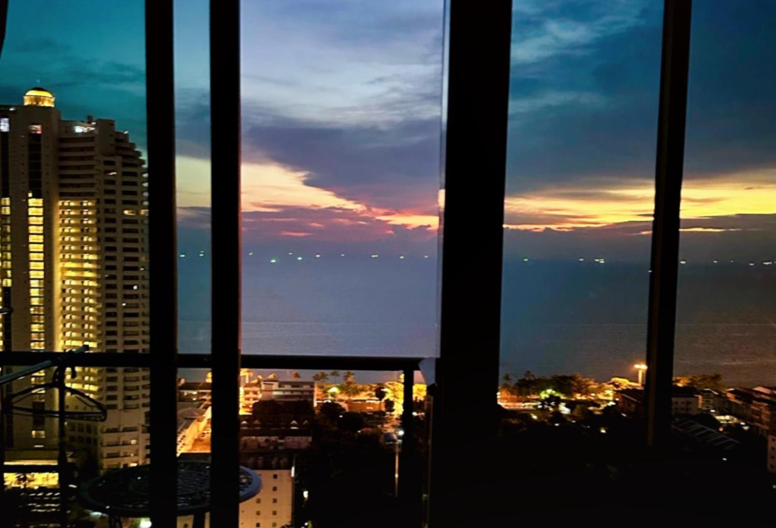 芭提雅高层海景奢华公寓the Riviera Jomtien生香家直达海滩2704 Dış mekan fotoğraf