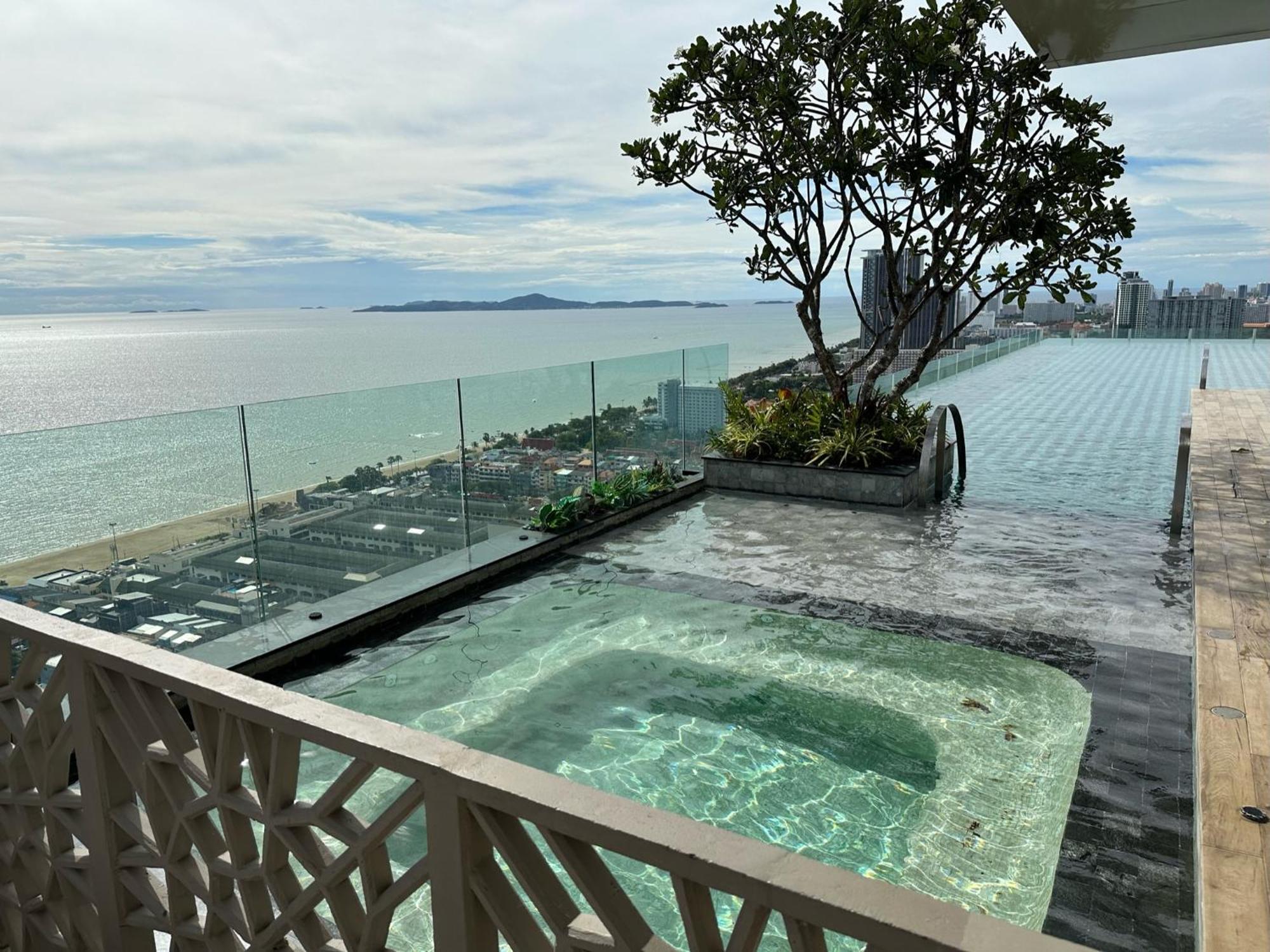 芭提雅高层海景奢华公寓the Riviera Jomtien生香家直达海滩2704 Dış mekan fotoğraf